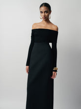 Off-Shoulder Fitted Long-Sleeve Top with Elegant Folded Neckline and Sculpted Fit